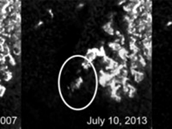 Un lucru misterios evoluează într-o mare de hidrocarburi de pe Titan (2)