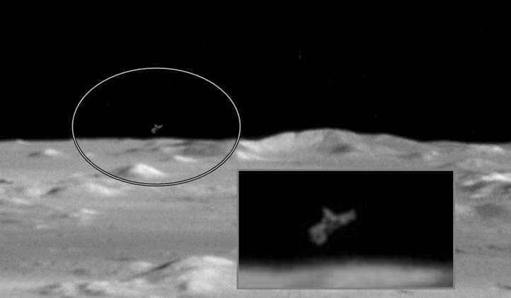 moon-ufo-336c290