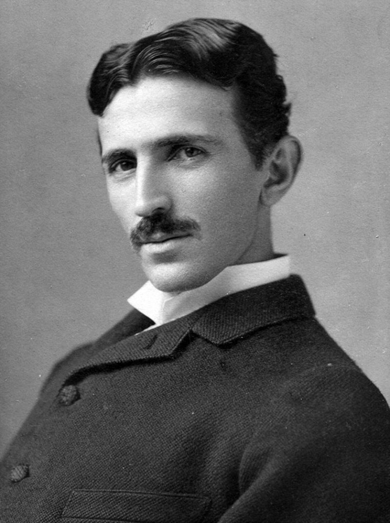 Nikola Tesla foto de Napoleon Sarony sursa Wikipedia