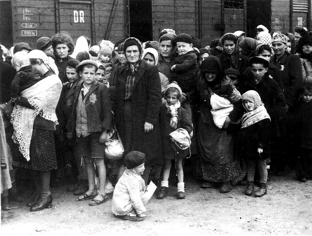 Holocaustul în România şi în teritoriile noastre istorice