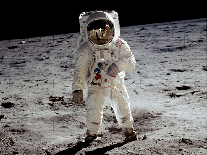 NASA a pierdut casetele originale ale primei misiuni Apollo pe Lună