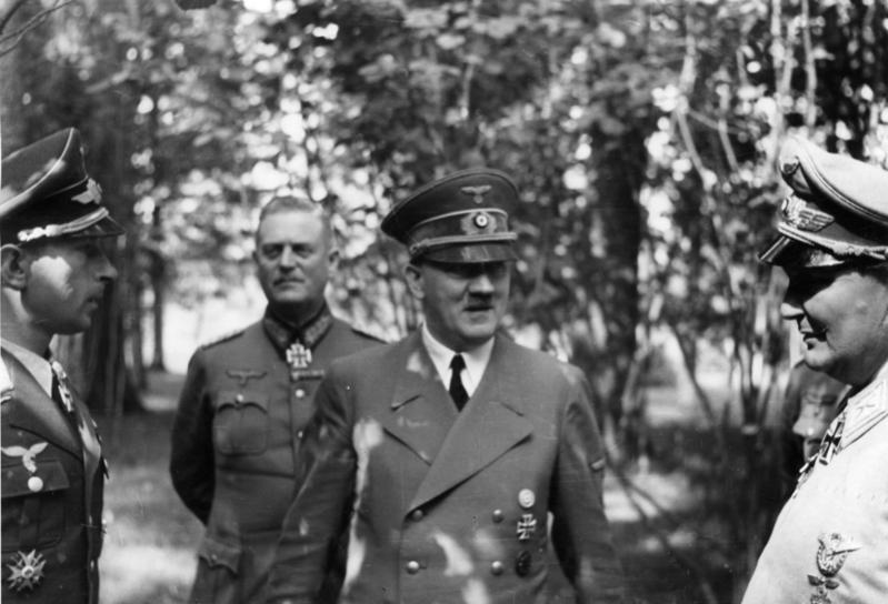 Werner Mölders bei Adolf Hitler